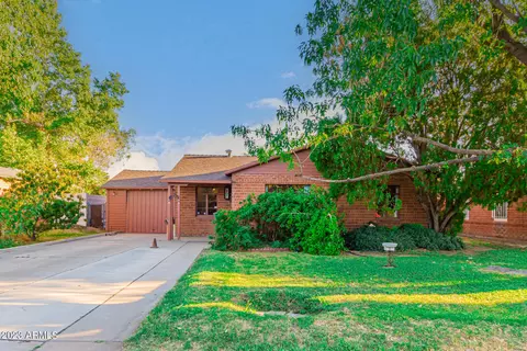2905 E Flower St, Phoenix, AZ 85016 photo 2