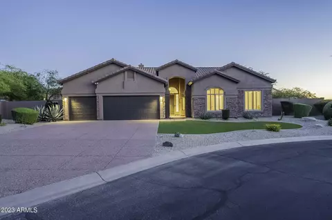 6915 E Upper Trail Cir, Mesa, AZ 85207