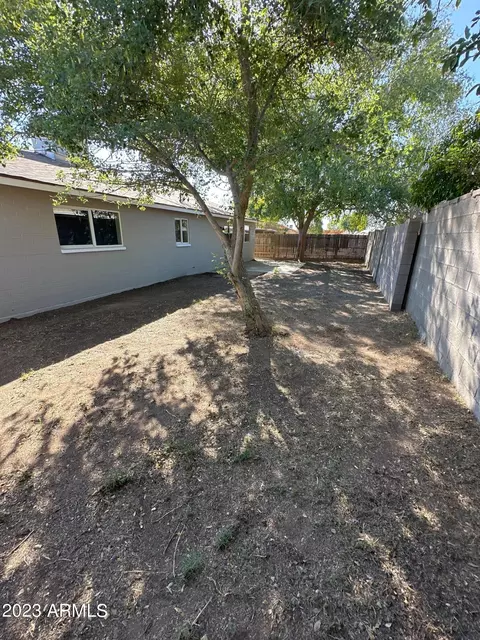 7548 W Montecito Ave, Phoenix, AZ 85033 photo 21