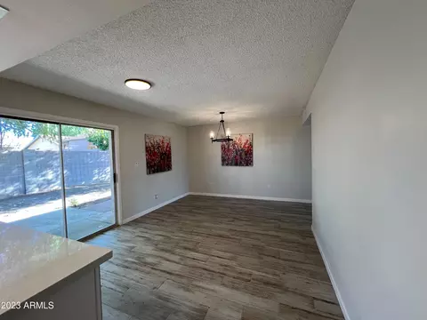 7548 W Montecito Ave, Phoenix, AZ 85033 photo 4