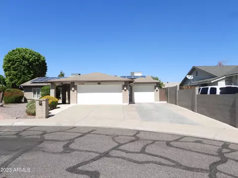 2254 W Banff Ln, Phoenix, AZ 85023