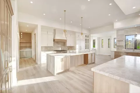 9290 E Thompson Peak Pkwy #415, Scottsdale, AZ 85255