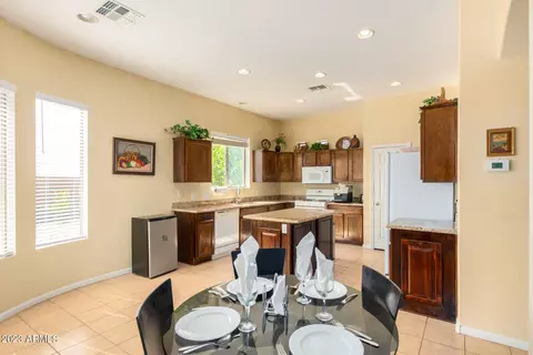 2221 W Apache Rain Rd, Phoenix, AZ 85085 photo 8