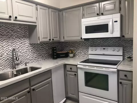 2201 E Pinchot Ave #8, Phoenix, AZ 85016 photo 7