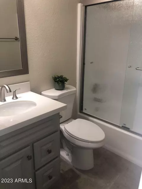 2201 E Pinchot Ave #8, Phoenix, AZ 85016 photo 14