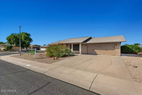 20030 N Welk Dr, Sun City, AZ 85373