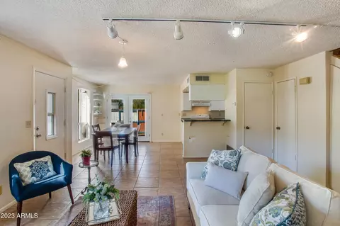 13213 N 3rd Pl, Phoenix, AZ 85022 photo 5