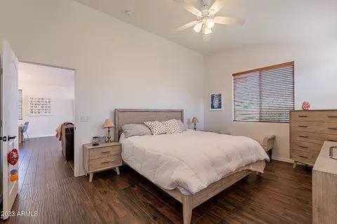 748 E Harwell Rd, Phoenix, AZ 85042 photo 23