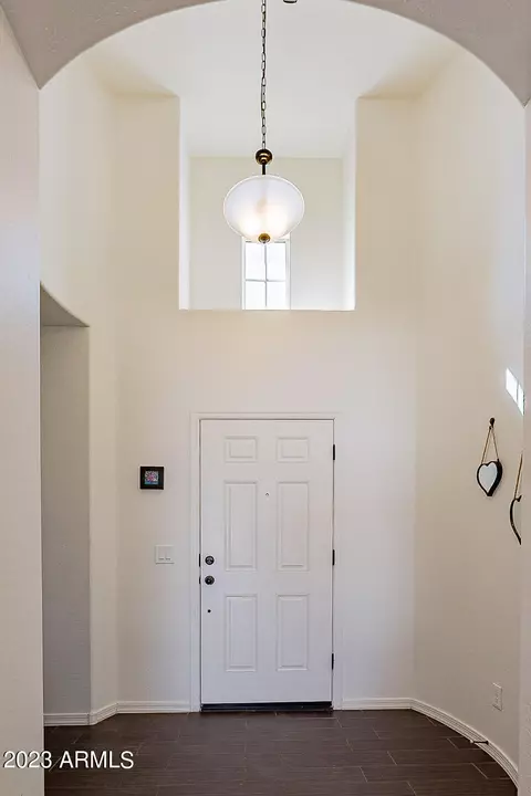 748 E Harwell Rd, Phoenix, AZ 85042 photo 9