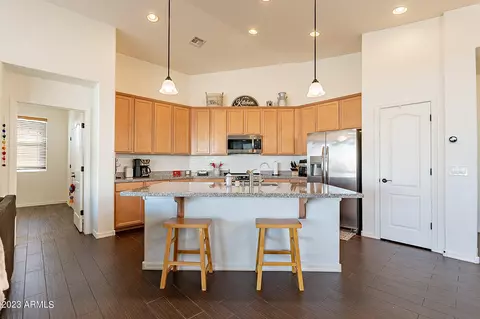 748 E Harwell Rd, Phoenix, AZ 85042 photo 13