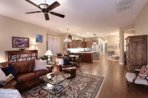 1852 N Red Clf, Mesa, AZ 85207 photo 9