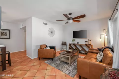 121 W 10th St, Tempe, AZ 85281 photo 51