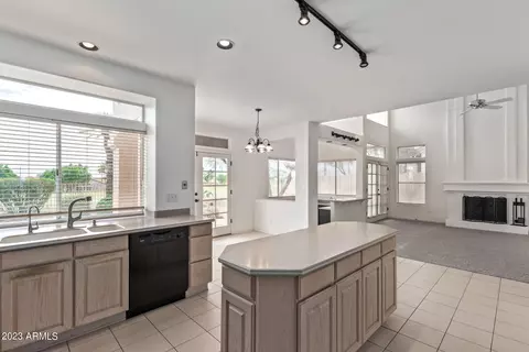 1601 E Glenhaven Dr, Phoenix, AZ 85048 photo 16