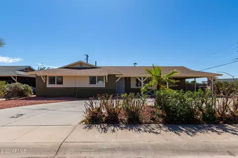 7449 W Mercer Ln, Peoria, AZ 85345