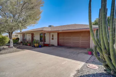 10625 W Ridgeview Rd, Sun City, AZ 85351