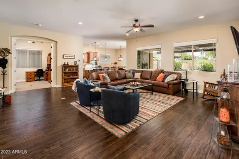 10321 E Bergeron Ave, Mesa, AZ 85212 photo 12