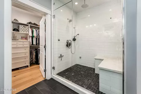 Bath - 5126 E Flower St, Phoenix, AZ 85018 photo 3 of 6