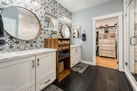 Bath - 5126 E Flower St, Phoenix, AZ 85018 photo 1 of 6