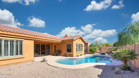 18113 W Juniper Dr, Goodyear, AZ 85338