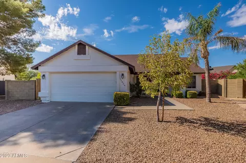 15826 N 38th Pl, Phoenix, AZ 85032