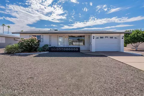 5721 E Dallas St, Mesa, AZ 85205