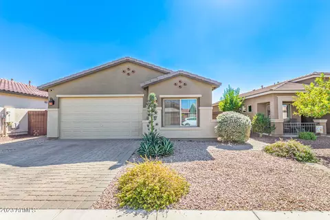 883 W Leadwood Ave, San Tan Valley, AZ 85140