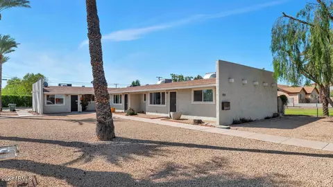 925 E Fairmount Ave, Phoenix, AZ 85014