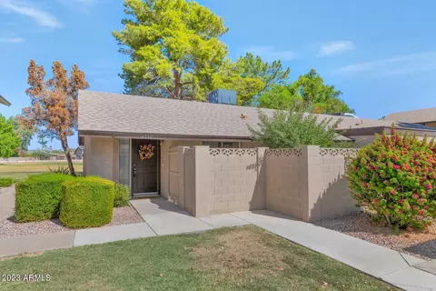 4532 W Continental Dr, Glendale, AZ 85308