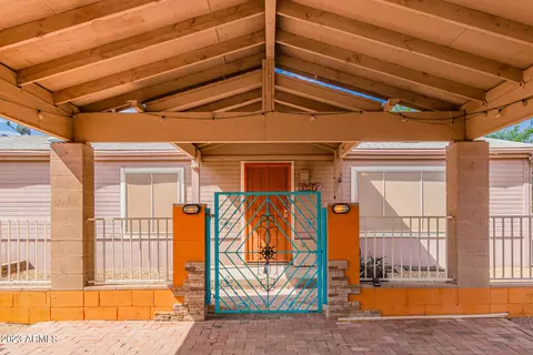 2275 E Scenic St, Apache Junction, AZ 85119 photo 4