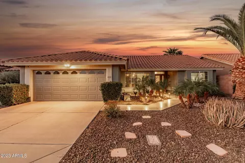 832 E Spanish Moss Ln, Phoenix, AZ 85022