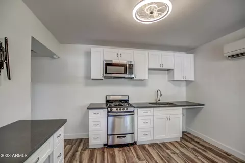710 E Palm Ln, Phoenix, AZ 85006 photo 8