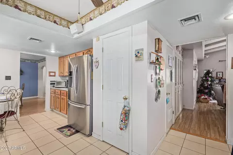 408 E Claremont St, Phoenix, AZ 85012 photo 15