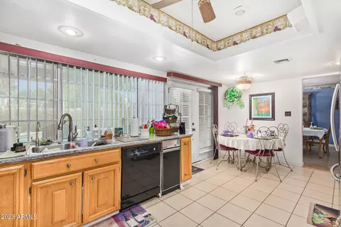408 E Claremont St, Phoenix, AZ 85012 photo 17