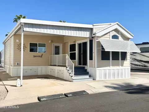 415 S Hawks Eye Dr, Apache Junction, AZ 85119