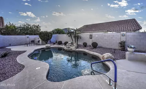 18319 N Krista Way, Surprise, AZ 85374
