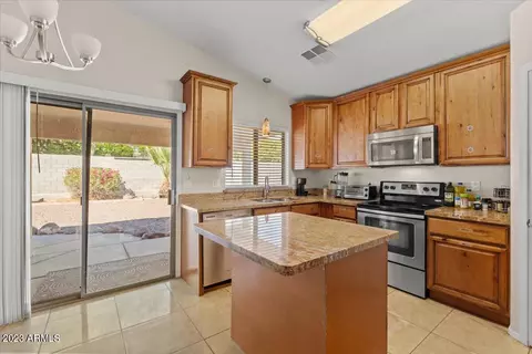 834 E Ross Ave, Phoenix, AZ 85024