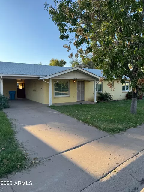 2944 N 21st Dr, Phoenix, AZ 85015