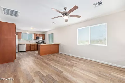 165 S Royal Palm Rd, Apache Junction, AZ 85119 photo 3