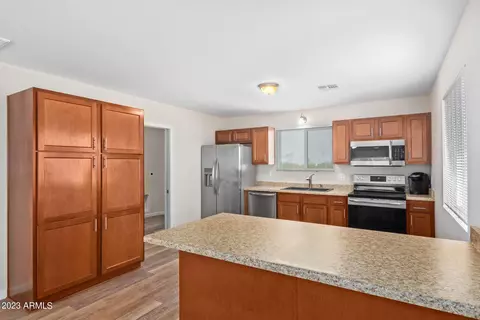165 S Royal Palm Rd, Apache Junction, AZ 85119 photo 5