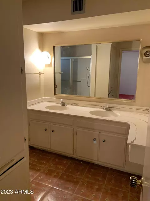 4602 W Orchid Ln, Glendale, AZ 85302 photo 9