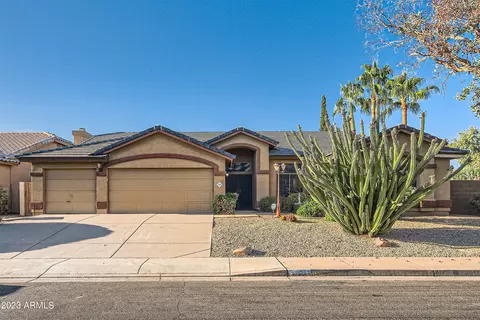 1090 E Oakland St, Chandler, AZ 85225