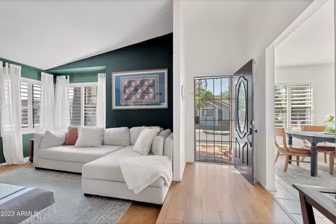 140 E Danbury Rd, Phoenix, AZ 85022 photo 10