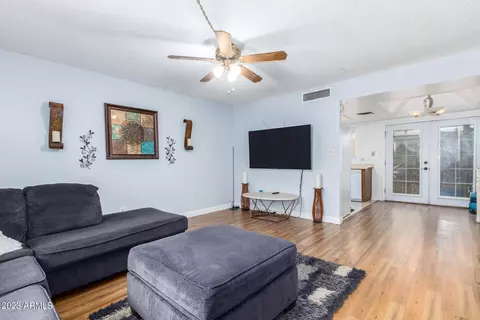 10411 N 11th Ave #13, Phoenix, AZ 85021 photo 4