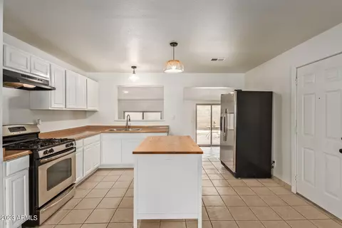 3633 E Yale St, Phoenix, AZ 85008 photo 6