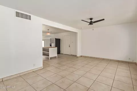 3633 E Yale St, Phoenix, AZ 85008 photo 4