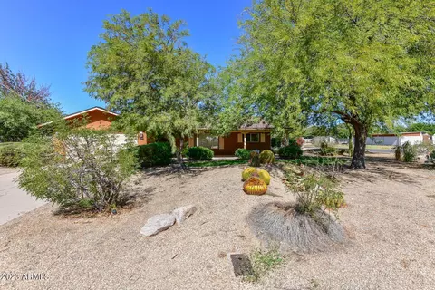 4502 W Waltann Ln, Glendale, AZ 85306