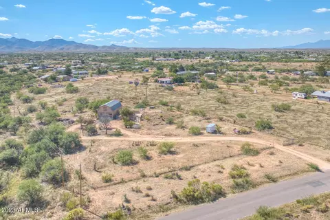 3337 W Navajo Trl, Benson, AZ 85602