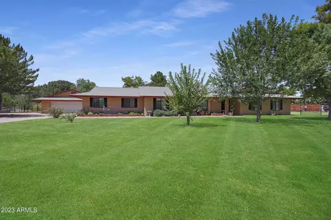 3146 E Campbell Rd, Gilbert, AZ 85234 photo 2