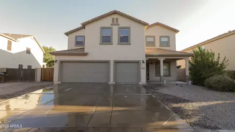 667 E Cleveland Ct, San Tan Valley, AZ 85140