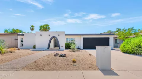 4137 E Cannon Dr, Phoenix, AZ 85028